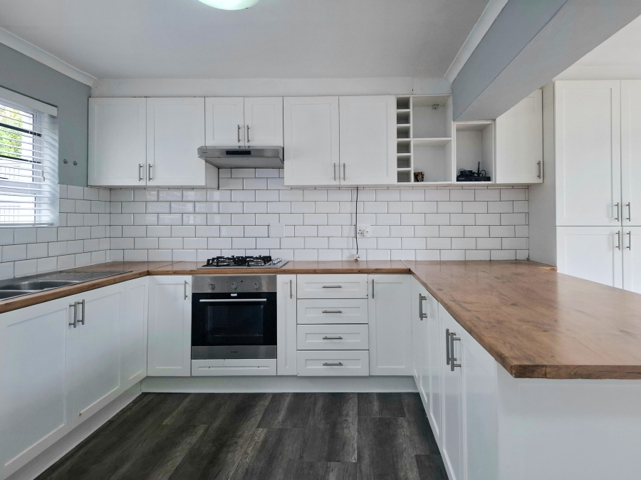 3 Bedroom Property for Sale in Welbedacht Western Cape